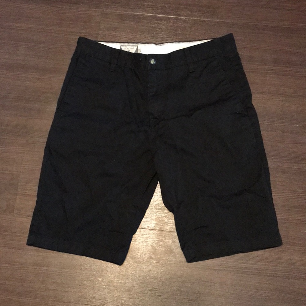 Volcom shorts
